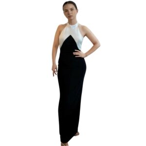 Sara - Dress of Bold Elegance